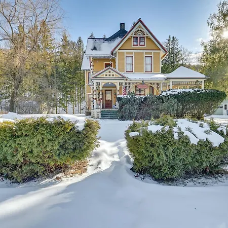 4 Mi To Ski Spacious Family Home In Fleischmanns!